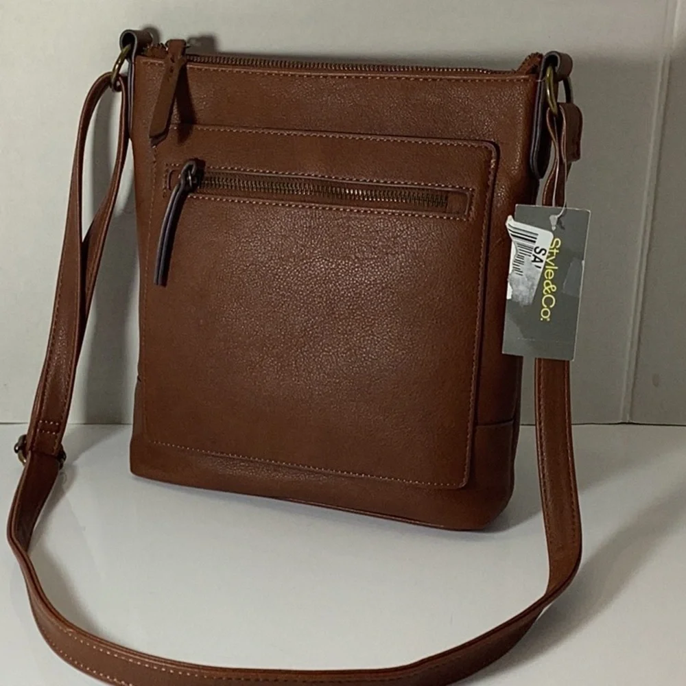 Style & Co Hudsonn North South Crossbody Bag Women's Black Top Zip Closure